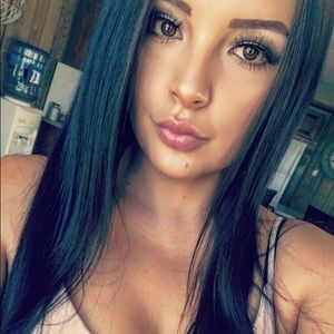 Meet your Posher, Mandy